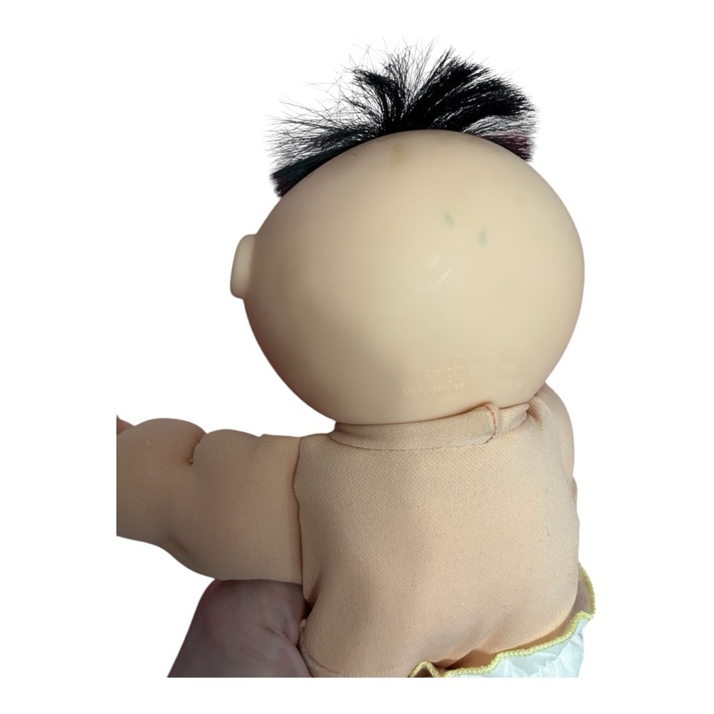Cabbage Patch Kid with diaper - Picture 7 of 7